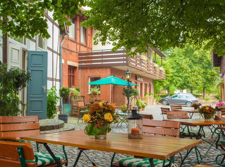Landgasthaus & Hotel Lindenhof Konigslutter Bagian luar foto