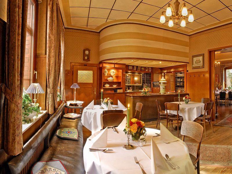 Landgasthaus & Hotel Lindenhof Konigslutter Bagian luar foto